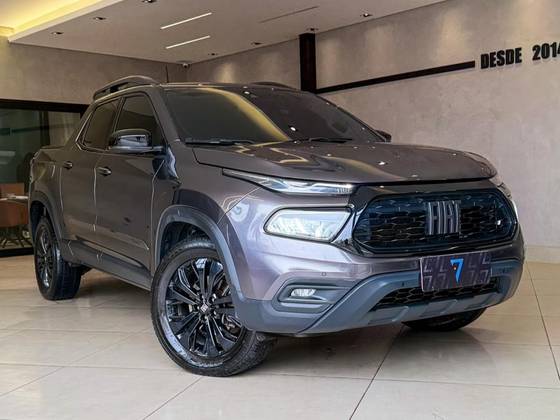 FIAT TORO 1.3 TURBO 270 FLEX VOLCANO AT6 FIAT TORO 1.3 TURBO 270 FLEX VOLCANO AT6